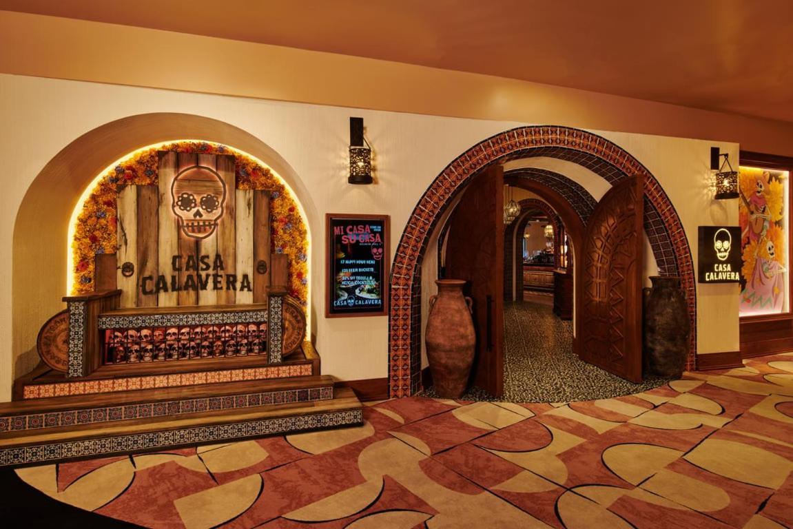 Virgin Hotels Las Vegas By Suiteness ภายนอก รูปภาพ